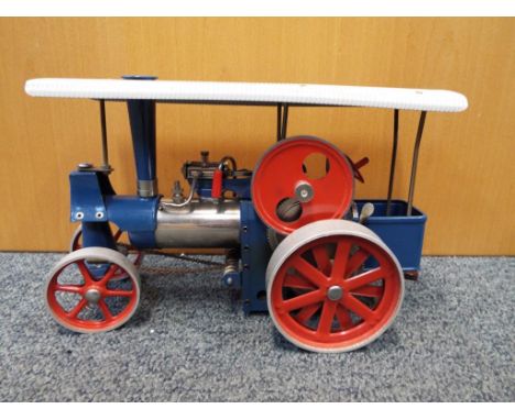 Wilesco Dampftraktor - a steam operated traction engine D40 with accessories in original box, excellent - This lot MUST be pa