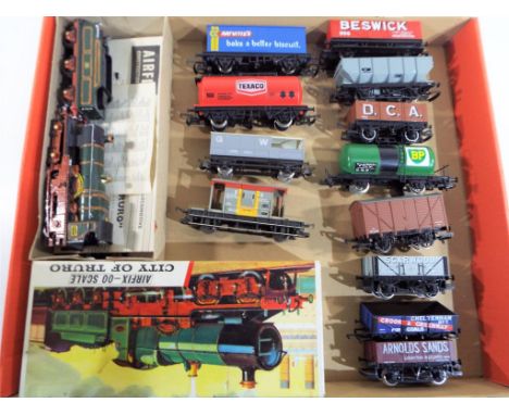 Model railways - twelve Hornby OO gauge assorted goods wagons and similar, all excellent to near mint, unboxed, and a kit-bui
