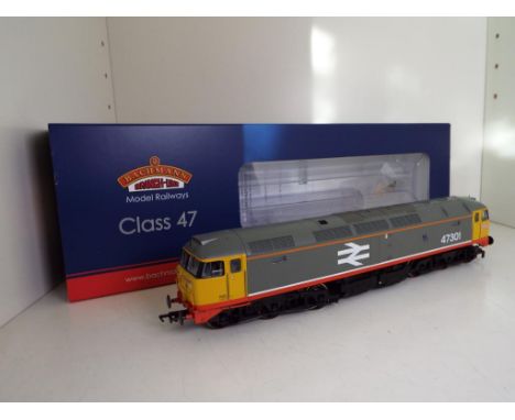 Bachmann Branch Line - an OO gauge metal diecast model diesel locomotive, Class 47 Railfreight Red Stripe, op no 47301, 21DCC