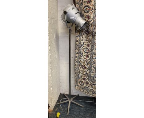 VINTAGE THEATRE SPOT LAMP ON STAND
