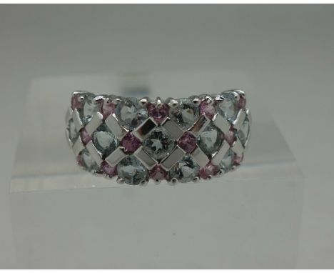 A 9ct white gold, pink and blue topaz ring, weight 2.9g, size K