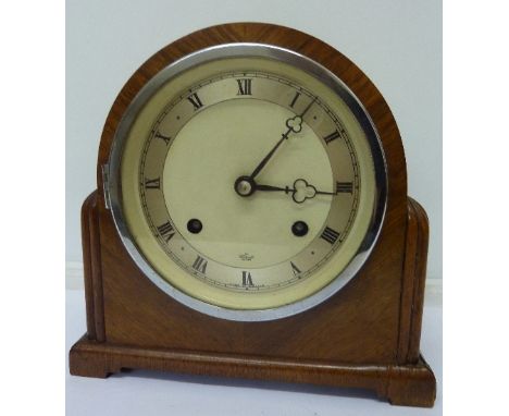 An Elliott mantel clock with striking movement, height 22cm