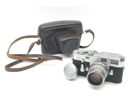 Leica M3 camera body, 1959, chrome finish, serial number '986937', fitted with 'Ernst Leitz GmbH Wetzlar Summicron f=5cm 1:2 