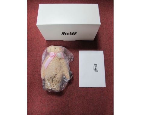 A Boxed Modern Steiff (Danbury Mint) Charlotte 'Royal Baby' Teddy Bear, certificated No. 2194, as new.