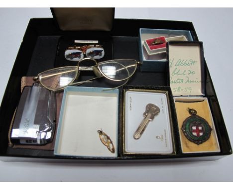 A Ronson Lighter, spectacles, gent's cufflinks, medallion pendant "Clifton Cycling Club", Art Nouveau openwork brooch, ring, 