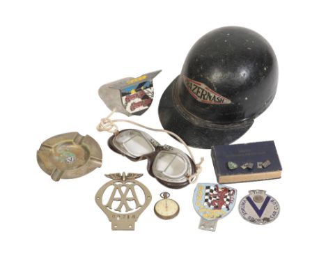 COLLECTION OF AUTOMOBILIA TO INCLUDE A VINTAGE FRAZER NASH HELMET racing goggles, an enamel Brooklands badge, further car bad