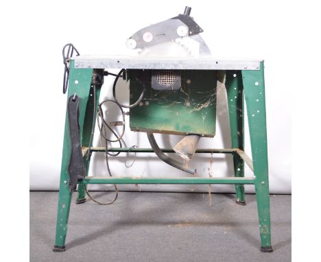 Ferm FZT-315B bench saw.
