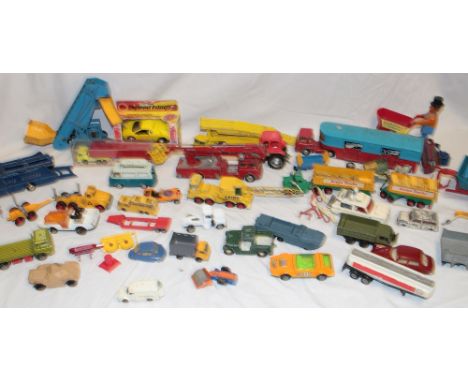 A selection of various diecast vehicles, Corgi Articulated Horsebox, Corgi Major Racing Car Transporter and various others et