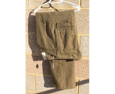 A WW2 British Army 1940 pattern Battledress Trousers, in a very good condition, they hardly look worn. Size according to the 