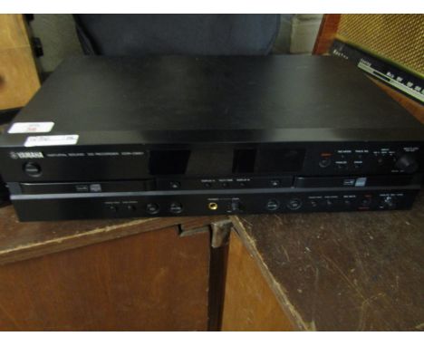 YAMAHA CD RECORDER MODEL CDR-D651   