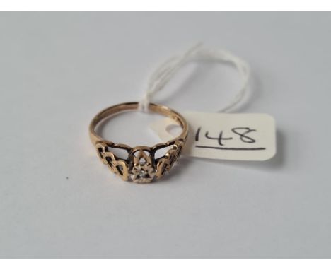 A diamond ring in 9ct - size M - 1.5gms