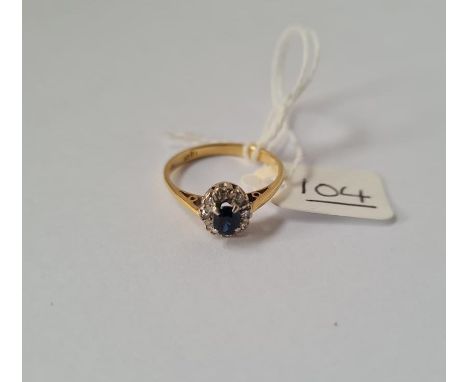 A sapphire &amp; diamond cluster ring in 18ct gold - size N - 2.8gms