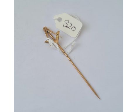 A gold Masonic stick pin 2g