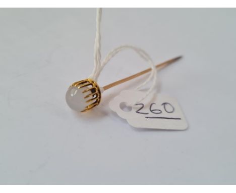 An antique gold &amp; agate set stick pin 