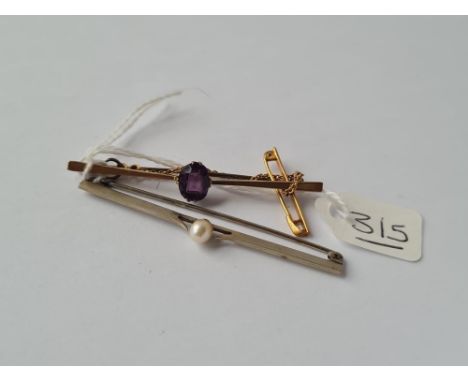 A yellow metal pearl bar brooch &amp; yellow metal amethyst bar brooch - 5gms