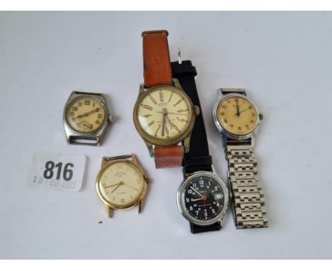 A bag of vintage watches 