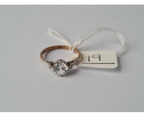 A ring set with paste stones in 9ct - size O - 2.3gms