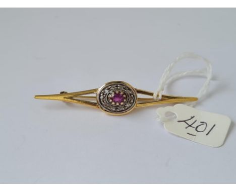 French ruby &amp; diamond bar brooch in 18ct gold 5.3g inc