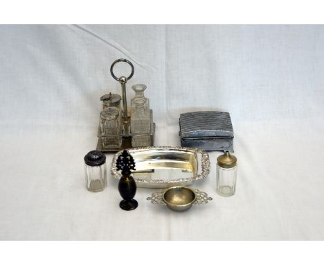 A plated egg cruet with six egg cups, a cruet frame, a cigarette box and sundry plated ware.  Est £10-20