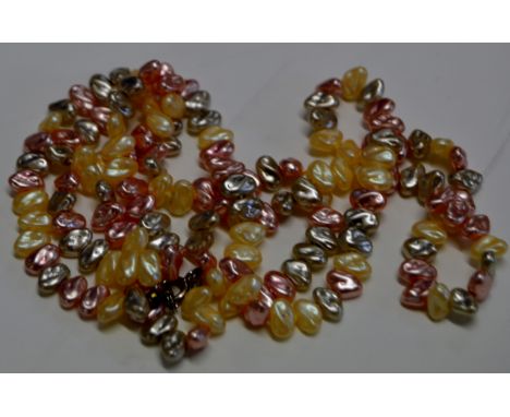 VINTAGE MULTI COLOURED BLISTER PEARL NECKLACE     