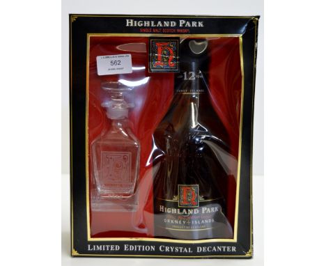 HIGHLAND PARK 12 YEARS OLD SINGLE MALT SCOTCH WHISKY WITH LIMITED EDITION CRYSTAL DECANTER IN PRESENTATION BOX - 70CL, 40% VO