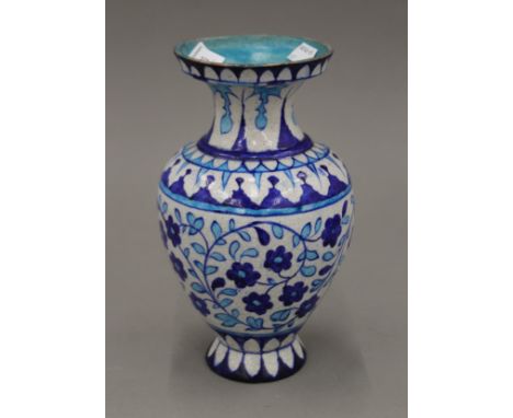 An 19th century Multan ware vase. 23 cm high.