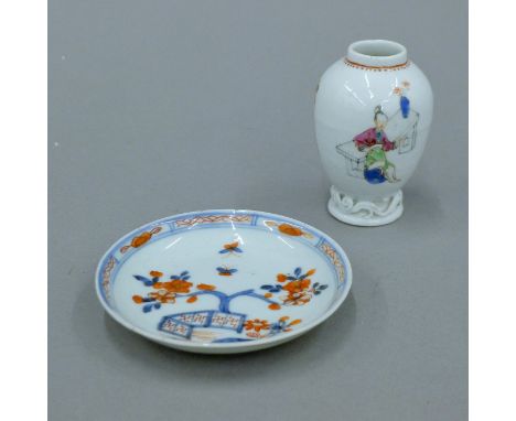 An 18th century Chinese Imari porcelain saucer and an 18th century Chinese porcelain tea caddy (lacking lid). The latter 8 cm