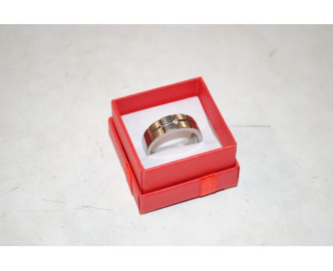 A men's titanium and diamond set ring, size T/U approx.. 3gm 