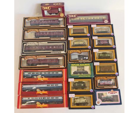 Boxed OO gauge model railway coaches and rolling stock by Mainline, Bachmann, GMR and Hornby (21). Unfortunately we are not d