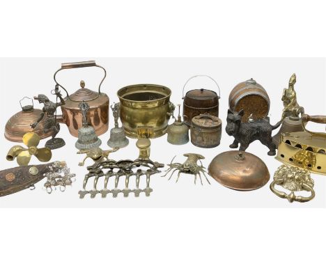 Metalware including brass jardini�re with lion mask ring handles, lion mask door knocker, brass bell, copper kettle, brass mo