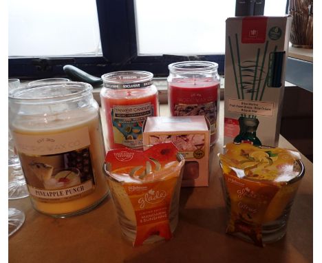 Collection of mixed scented candles and a reed diffuser. P&amp;P Group 3 (£25+VAT for the first lot and £5+VAT for subsequent