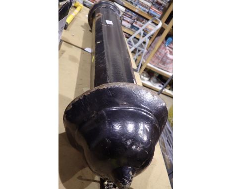 Black painted cast iron bollard in the form of a canon, H: 100 cm. Not available for in-house P&amp;P 