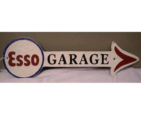 Cast iron Esso Garage arrow sign, W: 40 cm. P&amp;P Group 1 (£14+VAT for the first lot and £1+VAT for subsequent lots) 