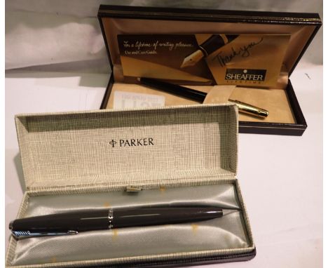 Boxed Parker and Sheaffer pens (2). P&amp;P Group 1 (£14+VAT for the first lot and £1+VAT for subsequent lots) 