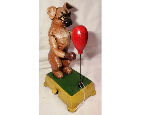 Cast iron automaton boxing dog figurine, H: 20 cm. P&amp;P Group 1 (£14+VAT for the first lot and £1+VAT for subsequent lots)