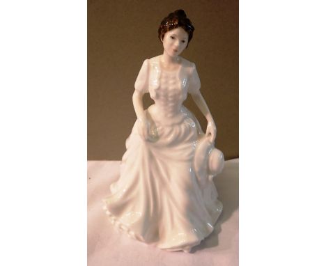 Royal Doulton figurine, Harmony HN 4096, signed to base Nada M Pedley 22/5/1998, H: 12 cm. P&amp;P Group 2 (£18+VAT for the f