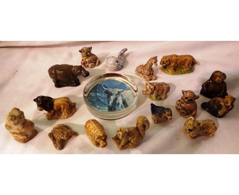 Fifteen Wade Whimsie type figurines, (some with damages), and a paperweight. P&amp;P Group 2 (£18+VAT for the first lot and £