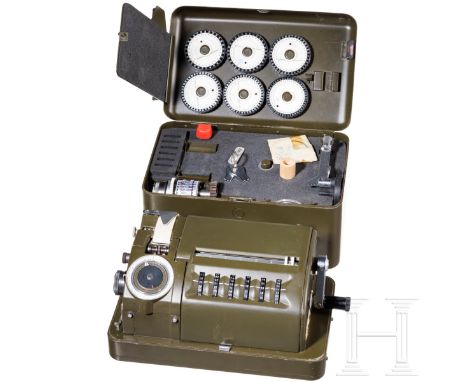 Chiffriermaschine HELL H-54 der deutschen Bundeswehr Lizenzfertigung für die deutsche Bundeswehr von der Kieler Firma Rudolf 