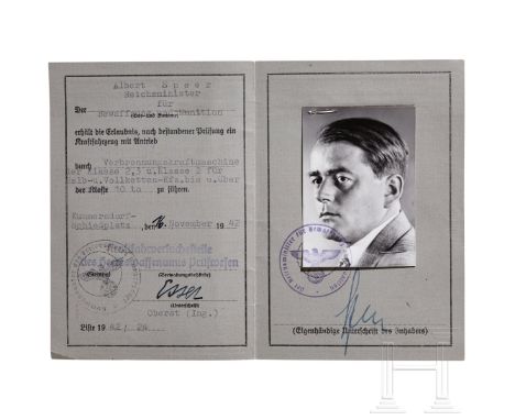 Albert Speer - Wehrmacht-Führerschein als Reichsminister für Bewaffnung und Munition, 1942  Der Wehrmacht-Führerschein von Al