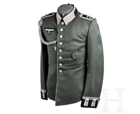 An Infantry NCO Waffenrock  Field-grey very fine tricot wool, privately tailored, eight-button front, bottle-green badge clot