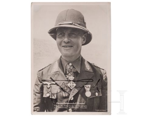 GFM Erwin Rommel - eigenhändig signierte Portraitpostkarte  Halbportrait in Tropenuniform mit reichem Ordensschmuck und Trope