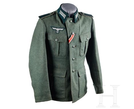 An Infantry Enlisted Tunic  Field-grey wool, scalloped breast and hip pockets, five-button front, bottle green collar with do