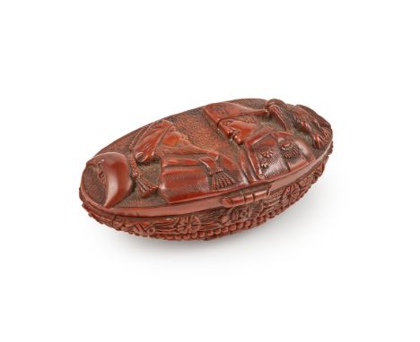 CARVED COQUILLA NUT SNUFF BOX, COMMEMORATING THE FRANCO-OTTOMAN ALLIANCE 18TH CENTURY carved with profile portraits of a Fren