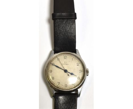 ART DECO OMEGA GENTS WATCH 33mm round steel case, interior back cover stamped Dennison 2266, 13322.  Silvered dial, black Rom