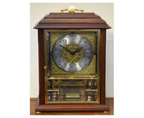 Modern American cherry-cased mantel clock, Model 1260, Ansonia Clock Company, Inc., USA, with Arabic cellular chapter ring, i