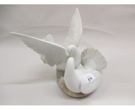 Lladro group of two doves