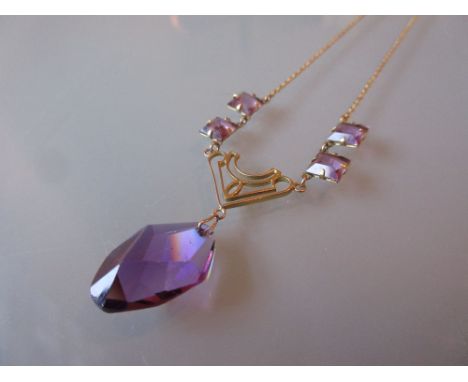9ct Gold pendant necklet set amethyst