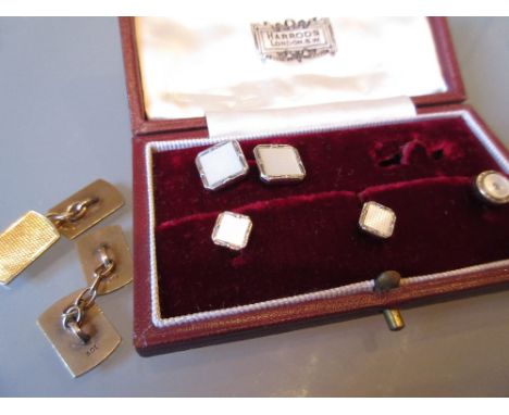 Pair of 9ct gold engine turned cufflinks, three studs and a single cufflink