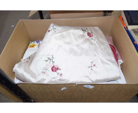 Quantity of assorted textiles and household linens