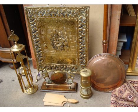 A mixed lot to include a brass Hockley Lamp and Limelight Co miners lamp, colliery and serial number not marked, along with a